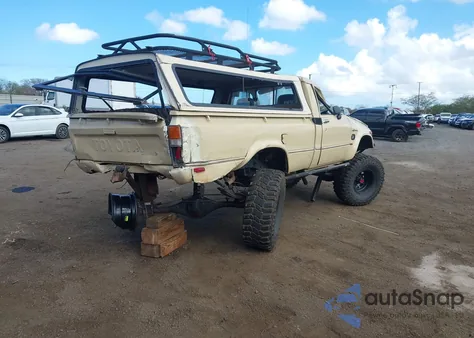 1981 Toyota Pickup Rn48 из США, поврежденный, VIN JT4RN48D3B0013898
